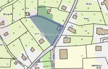 Eladó telek/földterület