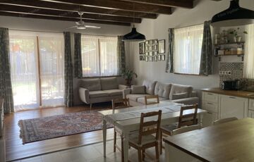 Eladó családi ház