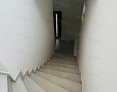 Eladó 94 m2-es társasházi lakás Komáromban, 500 m2-es saját kerttel!