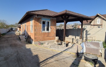 Eladó családi ház