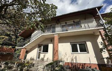 Eladó családi ház