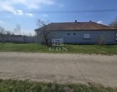 Eladó családi ház Madaras 9 500 000 Ft