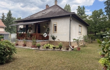 Eladó családi ház
