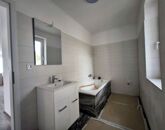 Eladó családi ház Bőny 65 800 000 Ft