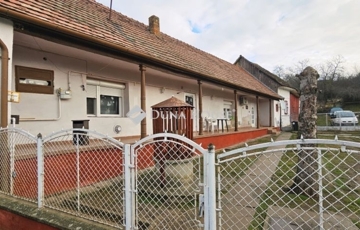 Eladó családi ház