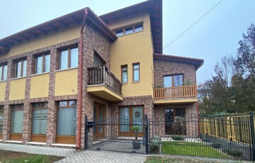 Kiadó iroda/üzlethelyiség