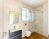 MEDENCÉS IKERHÁZRÉSZ BALATONFÜRED