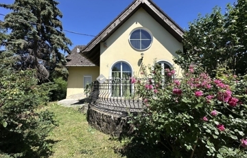 Eladó családi ház
