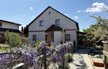 Eladó családi ház