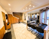 Eladó családi ház Veszprém 155 000 000 Ft