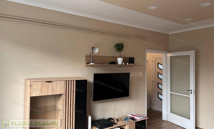 Balatonalmádi Lakás                                 