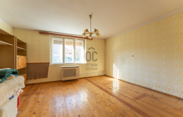 Eladó családi ház