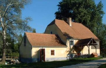 Eladó telek/földterület