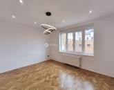 Eladó lakás Pécs 94 000 000 Ft