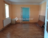 Eladó családi ház Pécs 36 000 000 Ft