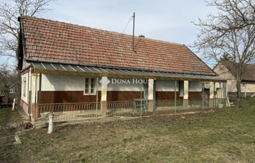 Eladó családi ház