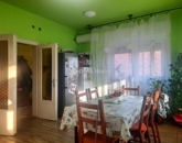 Eladó családi ház Újhartyán 99 900 000 Ft