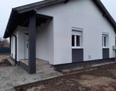 Eladó családi ház Monor 60 000 000 Ft