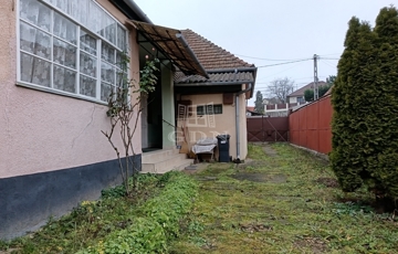 Eladó családi ház