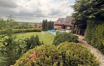 Eladó családi ház