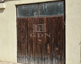 Eladó garázs Vác 10 000 000 Ft