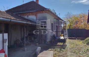 Eladó családi ház