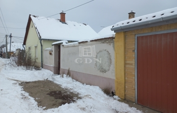 Eladó családi ház