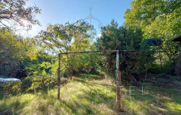 Eladó telek/földterület