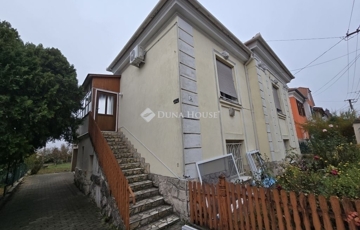 Eladó családi ház