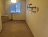 Eladó kétszobás lakás Szolnokon a Széchenyi Lakótelepen!