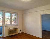 Eladó 1.emeleti felújított lakás Szolnok abszolút belvárosában!