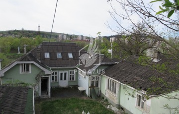 Eladó családi ház