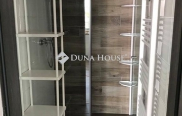 Eladó lakás