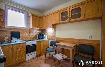 Eladó lakás