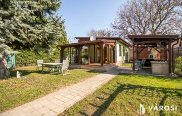 Eladó családi ház