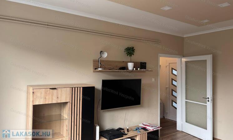 Balatonalmádi Lakás                                 