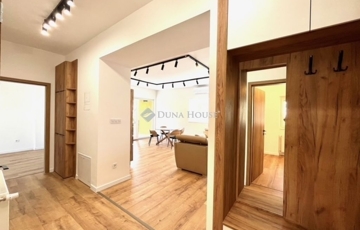 Eladó lakás