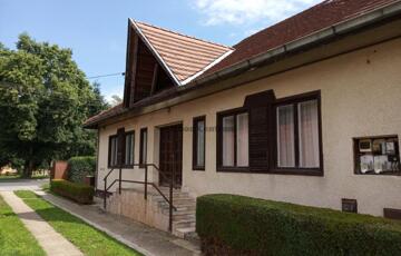 Eladó családi ház