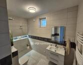 Eladó családi ház Solymár 223 000 000 Ft