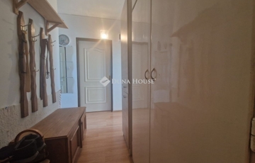 Eladó lakás