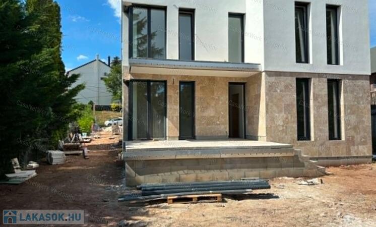 Balatonalmádiban új építésű lakás eladó                                 