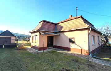 Eladó családi ház