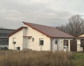 Eladó családi ház Vácrátót 119 900 000 Ft