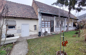 Eladó családi ház