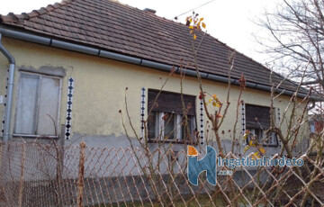 Eladó családi ház