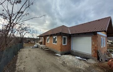 Eladó családi ház