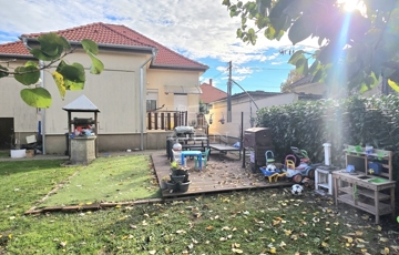 Eladó családi ház