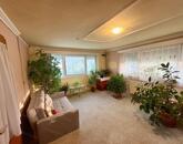 Újszász központjában eladó családi ház!