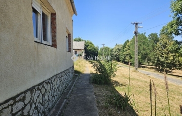 Eladó családi ház