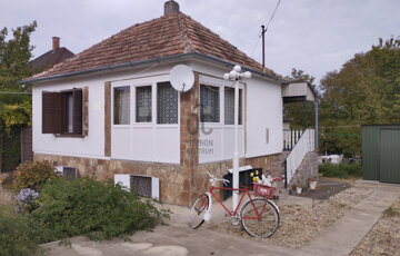 Eladó üdülő/nyaraló